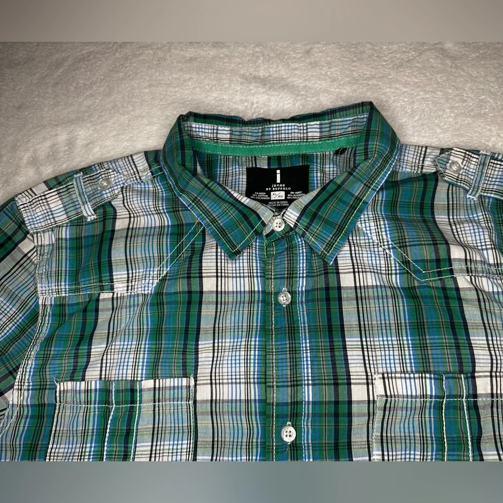 🦬 I Jeans by Buffalo Green Plaid short sleeve button down XL